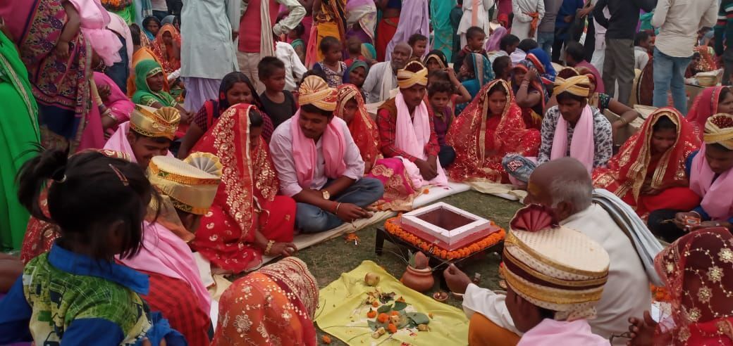 बहराइच गेंदघर मैदान में सम्पन्न हुआ 320 जोड़ों का सामूहिक विवाह बहराइच गेंदघर मैदान में सम्पन्न हुआ 320 जोड़ों का सामूहिक विवाह