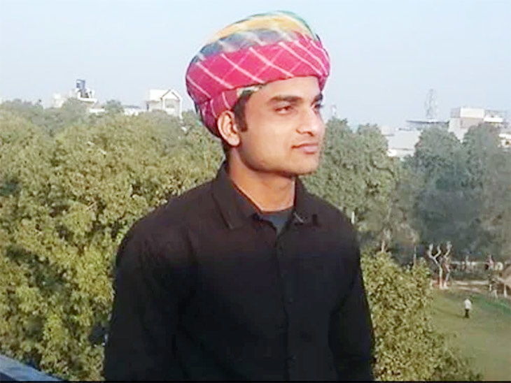 कौन हैं फिरोज खान, जिनकी नियुक्ति पर बीएचयू में मचा है बवाल कौन हैं फिरोज खान, जिनकी नियुक्ति पर बीएचयू में मचा है बवाल