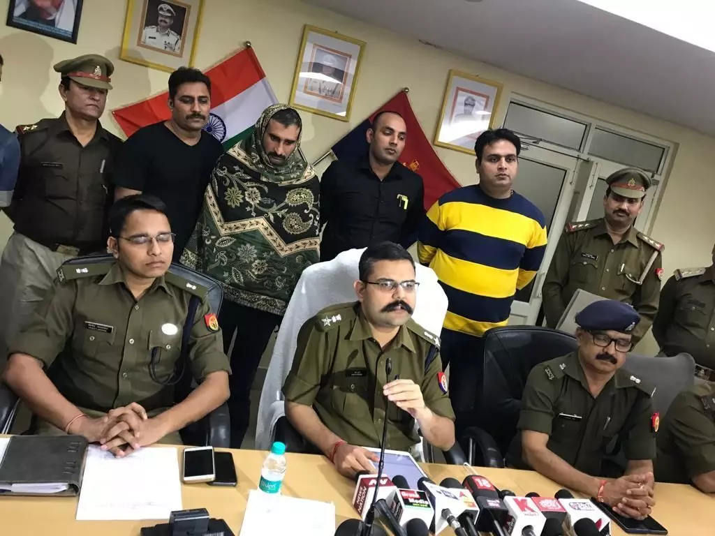 एसएसपी वैभव कृष्ण की सूझबूझ से होमगार्ड घोटाले की मस्टरोल में आग लगाने वाला आरोपी गिरफ्तार एसएसपी वैभव कृष्ण की सूझबूझ से होमगार्ड घोटाले की मस्टरोल में आग लगाने वाला आरोपी गिरफ्तार