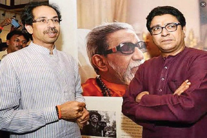 उद्धव ने किया भाई राज ठाकरे को फोन और फिर उद्धव ने किया भाई राज ठाकरे को फोन और फिर
