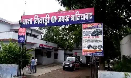 गाजियाबाद: नाराज किशोरी ने छोड़ा घर, पुलिस को दी खबर तो ढूंढकर घरवालों को सुपुर्द की, लेकिन वजह जानकर हैरान रह गए!