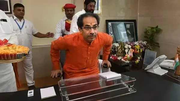 माथापच्ची के बाद आखिरकार CM उद्धव ठाकरे ने कर दिया विभागों का बंटवारा! जानें किसे मिले कौनसा मंत्रालय