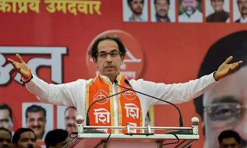 उद्धव ठाकरे आज फ्लोर टेस्ट में हुए पास,एमएनएस ने सरकार के पक्ष में वोट नहीं किया