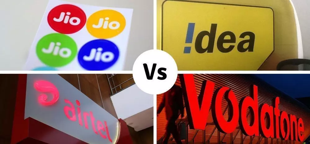 मोबाइल कस्टमर्स को झटका: Jio-एयरटेल-वोडाफोन ने 50% तक बढ़ाए रेट मोबाइल कस्टमर्स को झटका: Jio-एयरटेल-वोडाफोन ने 50% तक बढ़ाए रेट