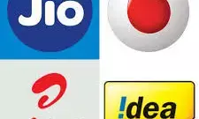 सस्ती कॉल, डेटा का दौर खत्म: Jio-एयरटेल-वोडाफोन ने 50% तक बढ़ाए रेट सस्ती कॉल, डेटा का दौर खत्म: Jio-एयरटेल-वोडाफोन ने 50% तक बढ़ाए रेट