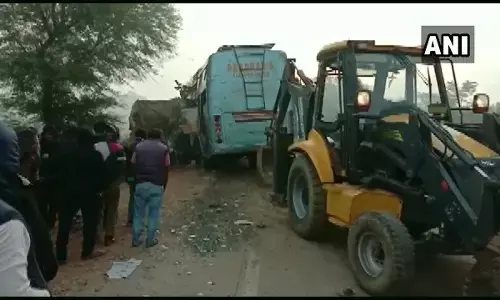 मध्य प्रदेश में बड़ा हादसा, रीवा में बस-ट्रक की टक्कर; एक बच्ची समेत 9 की मौत, 23 घायल
