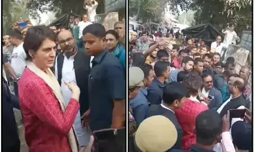 जब ग्रामीणों ने प्रियंका गांधी से कहा भूल न जाना तो क्या दिया उन्होंने जबाब? जब ग्रामीणों ने प्रियंका गांधी से कहा भूल न जाना तो क्या दिया उन्होंने जबाब?