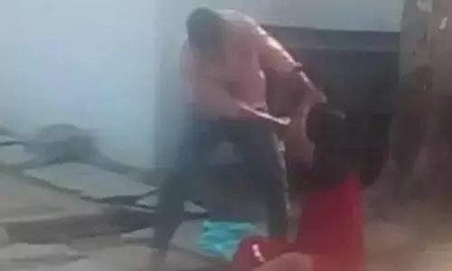 जेल से जमानत पर आकर आरोपी ने महिला को हंसिया से काट डाला