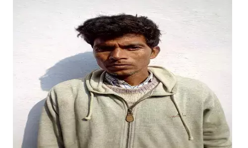 बाराबंकी पुलिस ने गैंगेस्टर एक्ट में वांछित 25000/-रुपये का इनामिया अपराधी किया गिरफ्तार बाराबंकी पुलिस ने गैंगेस्टर एक्ट में वांछित 25000/-रुपये का इनामिया अपराधी किया गिरफ्तार