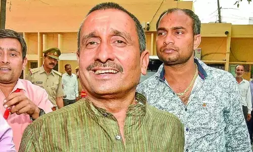 कुलदीप सेंगर केस में नया मोड़, CBI ने तत्कालीन DM और 2 SP को माना दोषी, एक्शन की सिफारिश कुलदीप सेंगर केस में नया मोड़, CBI ने तत्कालीन DM और 2 SP को माना दोषी, एक्शन की सिफारिश