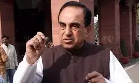 सुब्रमण्यम स्वामी ने महाराष्ट्र में बीजेपी को सरकार बनाने का नया फॉर्मूला बताया सुब्रमण्यम स्वामी ने महाराष्ट्र में बीजेपी को सरकार बनाने का नया फॉर्मूला बताया