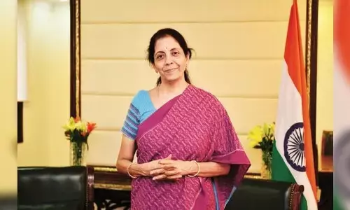 दुनिया की 100 शक्तिशाली महिलाओं में वित्त मंत्री निर्मला सीतारमण दुनिया की 100 शक्तिशाली महिलाओं में वित्त मंत्री निर्मला सीतारमण