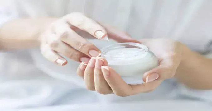 महिलाओं के लिए आज की सबसे बड़ी खबर, स्किन क्रीम से डैमेज हो सकती है किडनी