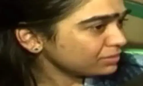 पटना: राबड़ी आवास में फैमिली ड्रामा, ऐश्वर्या ने लगाया मारपीट का आरोप पटना: राबड़ी आवास में फैमिली ड्रामा, ऐश्वर्या ने लगाया मारपीट का आरोप