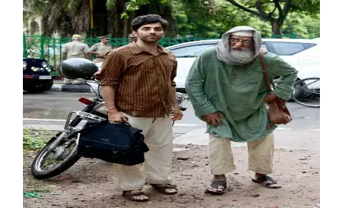 Big B और खुराना की फिल्म गुलाबो सिताबो की नई रिलीज डेट आई सामने, इस दिन बॉक्स ऑफिस पर मचायेगी धमाल