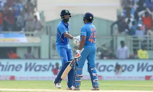 IND VS WI 2nd ODI LIVE : रोहित, राहुल, पंत,अय्यर की तूफानी बल्लेबाजी ने गेंदबाजों की उड़ी हवा,भारत ने बनाये 387 रन