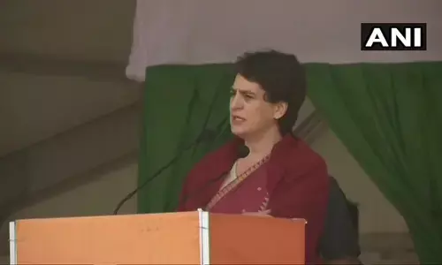 झारखण्ड विधानसभा चुनाव: पीएम मोदी की चुनौतीयों का जवाब देते हुए प्रियंका गांधी ने किया पलटवार झारखण्ड विधानसभा चुनाव: पीएम मोदी की चुनौतीयों का जवाब देते हुए प्रियंका गांधी ने किया पलटवार