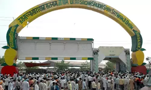 विपत्ति में फरिश्ते बनकर पहुँचे डेरा सच्चा सौदा के प्रेमी विपत्ति में फरिश्ते बनकर पहुँचे डेरा सच्चा सौदा के प्रेमी