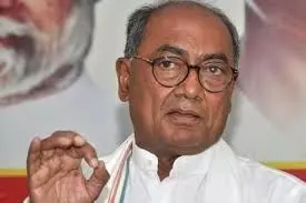 आखिर कहना क्या चाहते है? दिग्विजय ने ट्वीट किया सांड-बकरी की फाइट का वीडियो आखिर कहना क्या चाहते है? दिग्विजय ने ट्वीट किया सांड-बकरी की फाइट का वीडियो