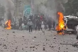 CAA: рд▓рдЦрдирдК рдореЗрдВ рд╣реБрдП рд╣рд┐рдВрд╕рд╛ рдХрд╛ рдореБрдЦреНрдп рдЖрд░реЛрдкреА рд╣реБрдЖ рдЧрд┐рд░рдлреНрддрд╛рд░ CAA: рд▓рдЦрдирдК рдореЗрдВ рд╣реБрдП рд╣рд┐рдВрд╕рд╛ рдХрд╛ рдореБрдЦреНрдп рдЖрд░реЛрдкреА рд╣реБрдЖ рдЧрд┐рд░рдлреНрддрд╛рд░