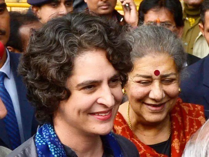 प्रियंका गाँधी ने झारखंड में एक रैली की, जहाँ कांग्रेस पैंसठ हजार मतों से जीती
