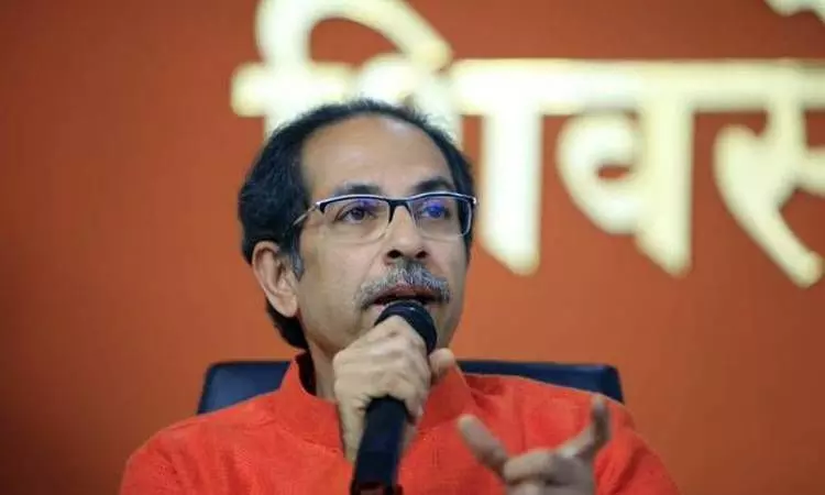 उद्धव ठाकरे का फडणवीस पर तंज, बोले- कम विधायकों में सरकार कैसे बनती है शरद पवार ने सिखाया