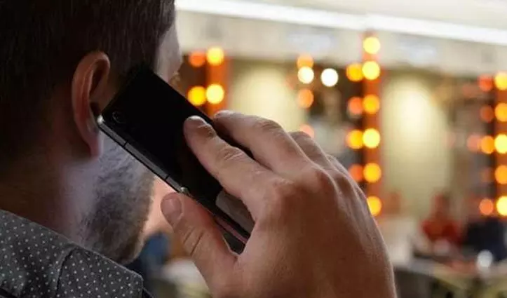 फिर झटका देने की तैयारी में टेलिकॉम कंपनियां, महंगे होंगे मोबाइल रिचार्ज प्लान! फिर झटका देने की तैयारी में टेलिकॉम कंपनियां, महंगे होंगे मोबाइल रिचार्ज प्लान!