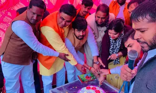 नोएडा में मना अटल बिहारी बाजपेयी का जन्मदिवस