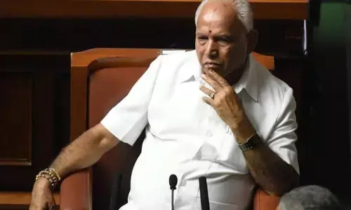 рдХрд░реНрдирд╛рдЯрдХ рдХреА 7 рд╡рд┐рдзрд╛рди рдкрд░рд┐рд╖рдж рдХреА рд╕реАрдЯреЛрдВ рдкрд░ рдЪреБрдирд╛рд╡,  рд╕рд░рдЧрд░реНрдореА рддреЗрдЬ, рдЬрд╛рдиреЗрдВ рдХрд┐рд╕ рдкрд╛рд░реНрдЯреА рдХреЛ рдорд┐рд▓реЗрдЧреА рдЬреАрдд рдХрд░реНрдирд╛рдЯрдХ рдХреА 7 рд╡рд┐рдзрд╛рди рдкрд░рд┐рд╖рдж рдХреА рд╕реАрдЯреЛрдВ рдкрд░ рдЪреБрдирд╛рд╡,  рд╕рд░рдЧрд░реНрдореА рддреЗрдЬ, рдЬрд╛рдиреЗрдВ рдХрд┐рд╕ рдкрд╛рд░реНрдЯреА рдХреЛ рдорд┐рд▓реЗрдЧреА рдЬреАрдд