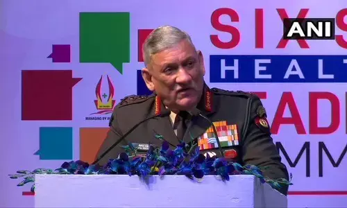 विश्वविद्यालयों-कॉलेजों में हिंसक प्रदर्शनों पर बोले सेना प्रमुख रावत-लीडर वह नहीं जो...