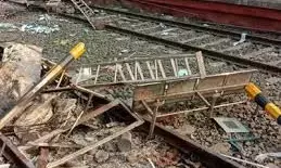 यूपी सरकार के नक्शे कदम पर चला भारतीय रेल, CAA हिंसा के विरोध में रेलवे को हुआ बड़ा नुकसान