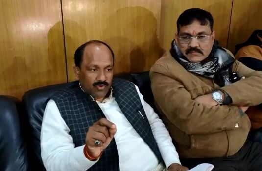 बाराबंकी पहुंचे भाजपा के प्रदेश प्रवक्ता डॉ समीर सिंह का बड़ा बयान बाराबंकी पहुंचे भाजपा के प्रदेश प्रवक्ता डॉ समीर सिंह का बड़ा बयान