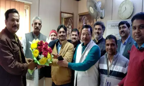 यातायात एसपी अनिल झा से मिला नोएडा ट्रांसपोर्ट संयुक्त मोर्चा का प्रतिनिधिमंडल यातायात एसपी अनिल झा से मिला नोएडा ट्रांसपोर्ट संयुक्त मोर्चा का प्रतिनिधिमंडल