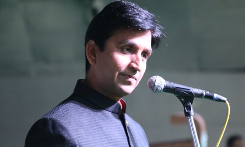 डॉ कुमार विश्वास का केजरीवाल पर सीधा हमला, यु ना सुधरे? डॉ कुमार विश्वास का केजरीवाल पर सीधा हमला, यु ना सुधरे?
