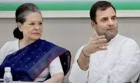 राहुल को छोड़िए, सोनिया को भी नहीं बख्श रहे कांग्रेसी राहुल को छोड़िए, सोनिया को भी नहीं बख्श रहे कांग्रेसी