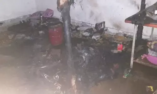 गाजियाबाद में बड़ा हादसा, विजयनगर में फ्लैट में आग लगने से 3 लोगों की दर्दनाक मौत