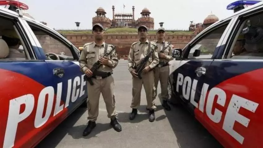 दिल्ली पुलिस की स्पेशल सेल ने ISIS के तीन आतंकियों को किया गिरफ्तार!