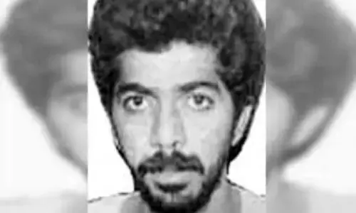 दाउद का करीबी एजाज लकड़वाला गिरफ्तार,2003 में ऐसी फैली थी अफवाह की.... दाउद का करीबी एजाज लकड़वाला गिरफ्तार,2003 में ऐसी फैली थी अफवाह की....