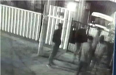 प्रयागराज SSP को किया ट्रांसपोटर ने आधी रात को फोन, एसएसपी ने लिया रात में ही मामले का संज्ञान लेकर टाल दी बड़ी घटना प्रयागराज SSP को किया ट्रांसपोटर ने आधी रात को फोन, एसएसपी ने लिया रात में ही मामले का संज्ञान लेकर टाल दी बड़ी घटना