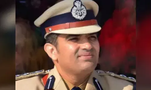 काश आकाश कुलहरि छुट्टी न गये होते! काश आकाश कुलहरि छुट्टी न गये होते!