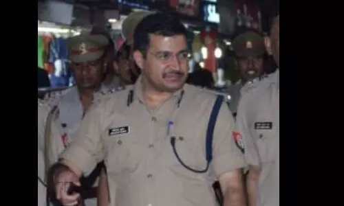 गौतमबुद्ध नगर के अपर पुलिस आयुक्त(लॉ एंड ऑर्डर )बने अखिलेश कुमार गौतमबुद्ध नगर के अपर पुलिस आयुक्त(लॉ एंड ऑर्डर )बने अखिलेश कुमार