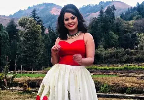 वीडियो वायरल : भोजपुरी एक्ट्रेस निधि झा के नए सेक्सी डांस ने मचाया गर्दा वीडियो वायरल : भोजपुरी एक्ट्रेस निधि झा के नए सेक्सी डांस ने मचाया गर्दा