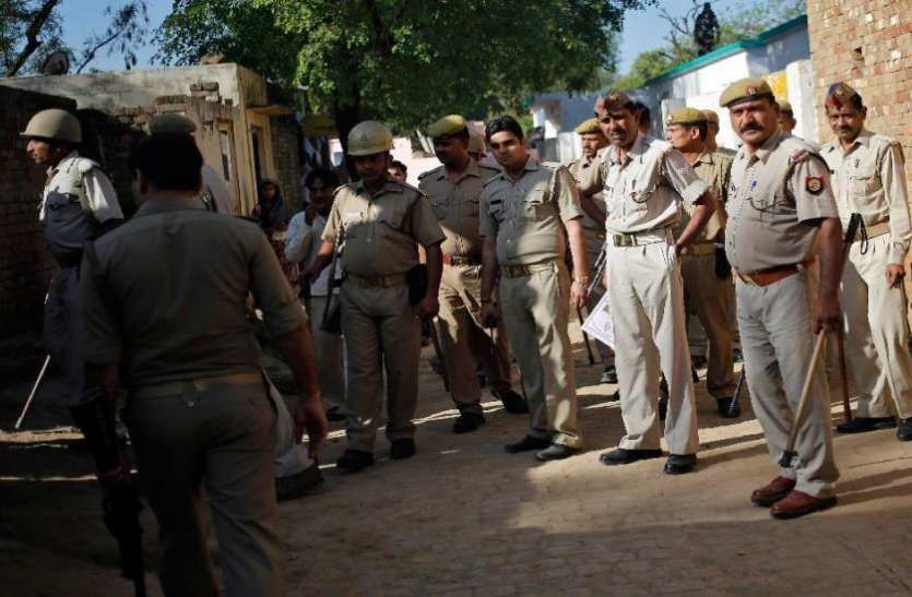 ग्रेटर नोएडा वेस्ट में पुलिसकर्मियों की बढ़ी संख्या,110 की जगह अब होंगें 350 ग्रेटर नोएडा वेस्ट में पुलिसकर्मियों की बढ़ी संख्या,110 की जगह अब होंगें 350