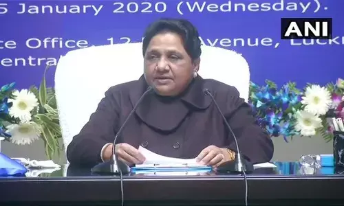 जन्मदिन पर मायावती का हमला, बोलीं-भाजपा को अपनी ये जिद छोड़ देनी चाहिए जन्मदिन पर मायावती का हमला, बोलीं-भाजपा को अपनी ये जिद छोड़ देनी चाहिए