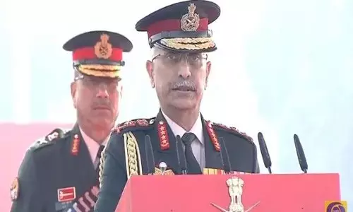 आर्मी डे पर सेना प्रमुख नरवणे ने अनुच्छेद 370 पर दिया बड़ा बयान आर्मी डे पर सेना प्रमुख नरवणे ने अनुच्छेद 370 पर दिया बड़ा बयान