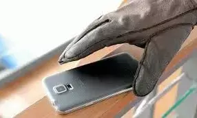 थाने के मालखाने से गायब हुआ गैंगस्टर का मोबाइल फोन,हेड मोहर्रिर का बेटे कर रहा था इस्तेमाल