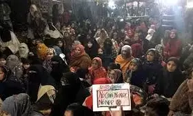 शाहीन बाग: रास्ता खुलवाने के लिए कोर्ट पहुंचे बोर्ड के छात्र, तो दिल्ली HC ने दिया पुलिस को दखल देने का निर्देश