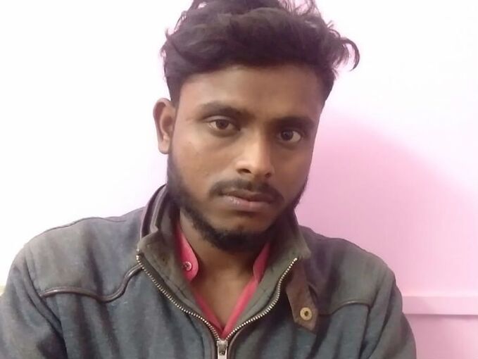 वाराणसी:आईएसआई एजेंट गिरफ्तार, राम जन्मभूमि और मोदी की रैलियों के फोटो-वीडियो भेजता था पाकिस्तान वाराणसी:आईएसआई एजेंट गिरफ्तार, राम जन्मभूमि और मोदी की रैलियों के फोटो-वीडियो भेजता था पाकिस्तान