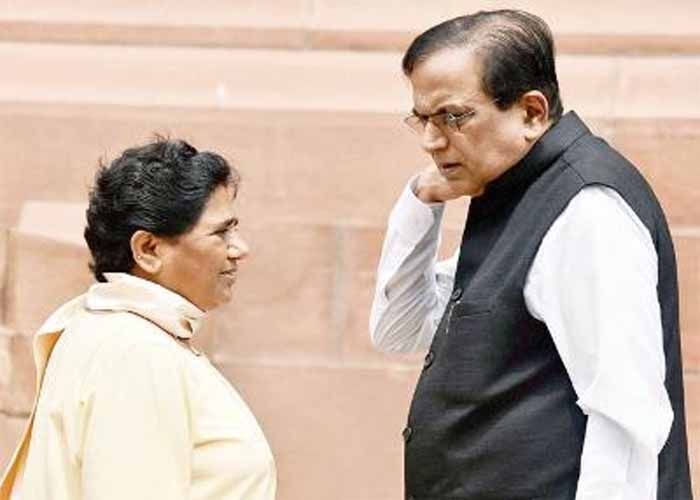 यूपी चुनाव से पहले बसपा को बड़ा झटका यूपी चुनाव से पहले बसपा को बड़ा झटका