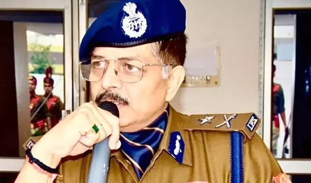 #NoidaPolice : कमीश्नर प्रणाली के लागू होने के बाद पुलिस कमिश्नर से लेकर थाना प्रभारी के मोबाइल नंबर जानिये